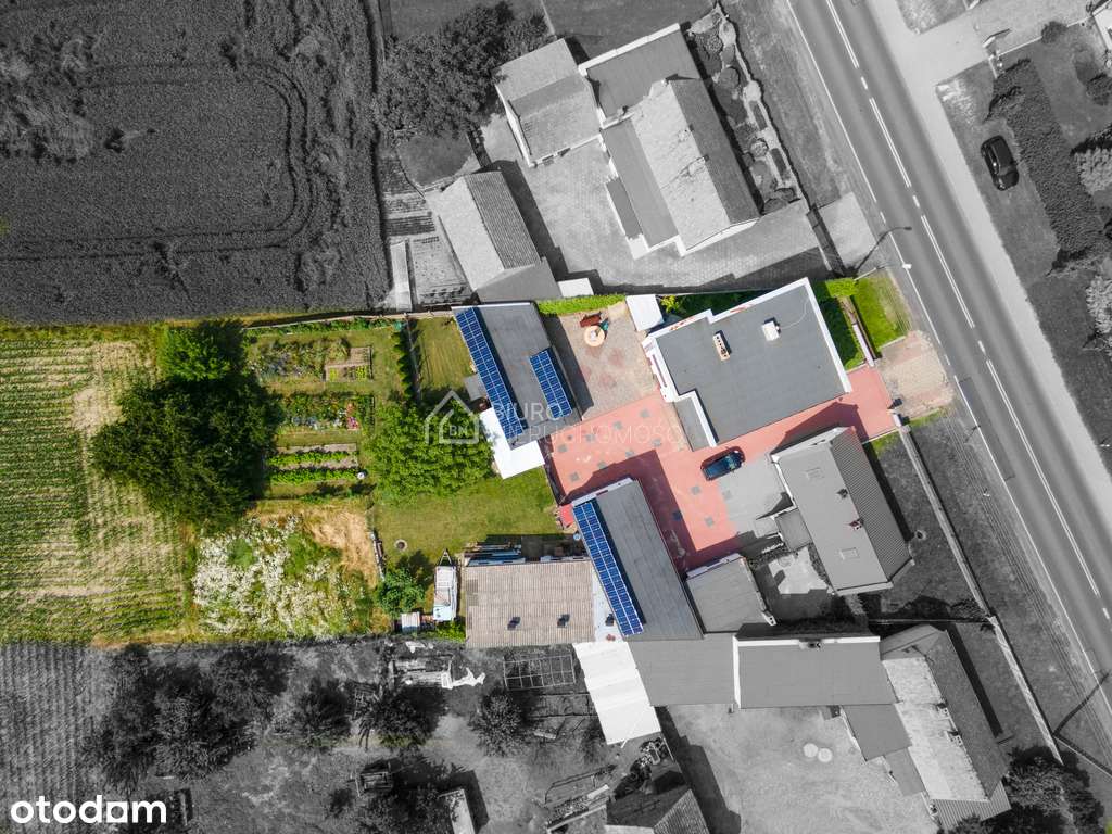 Dom w Piaskach z garażami i dużą działką Gostyń-1