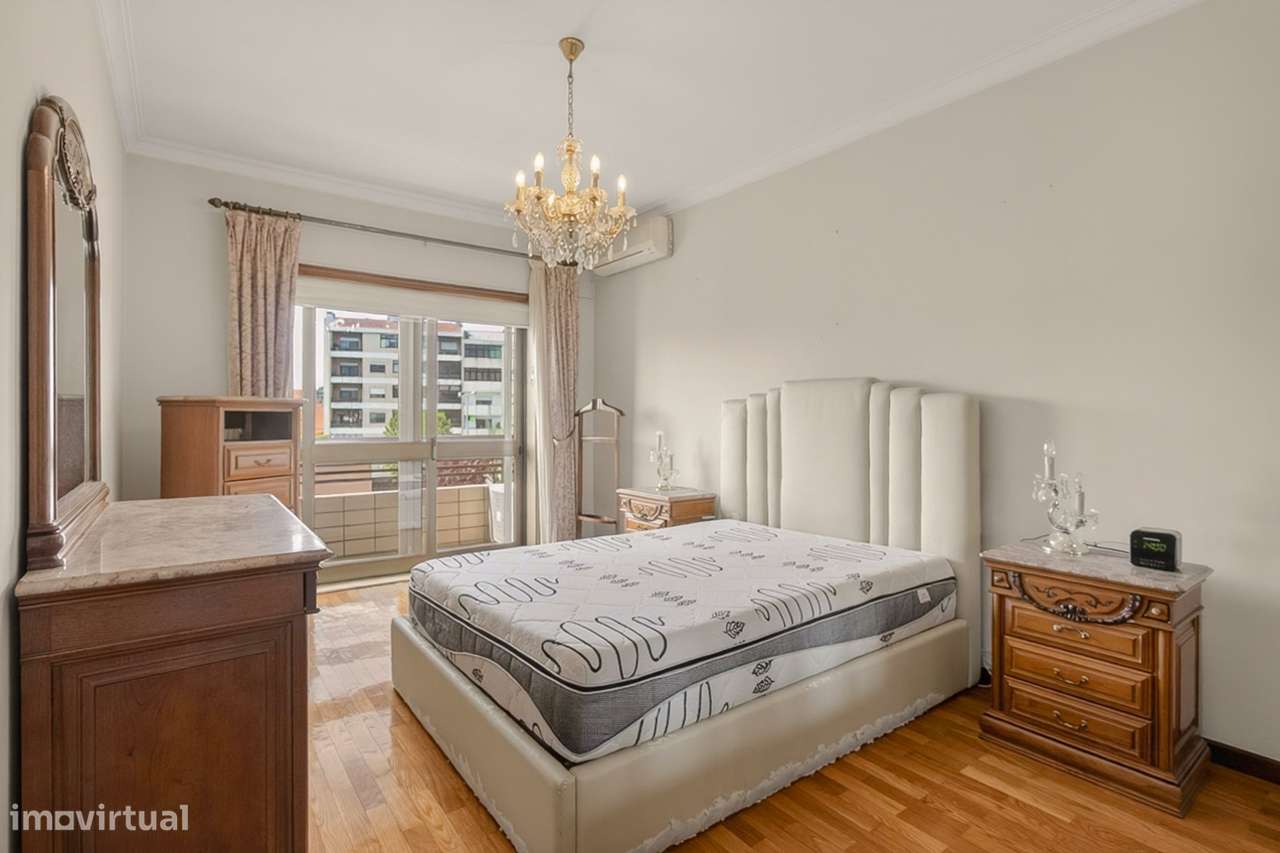T4 com garagem fechada (38 m²) em Rio Tinto – Excelente oportunidade-2