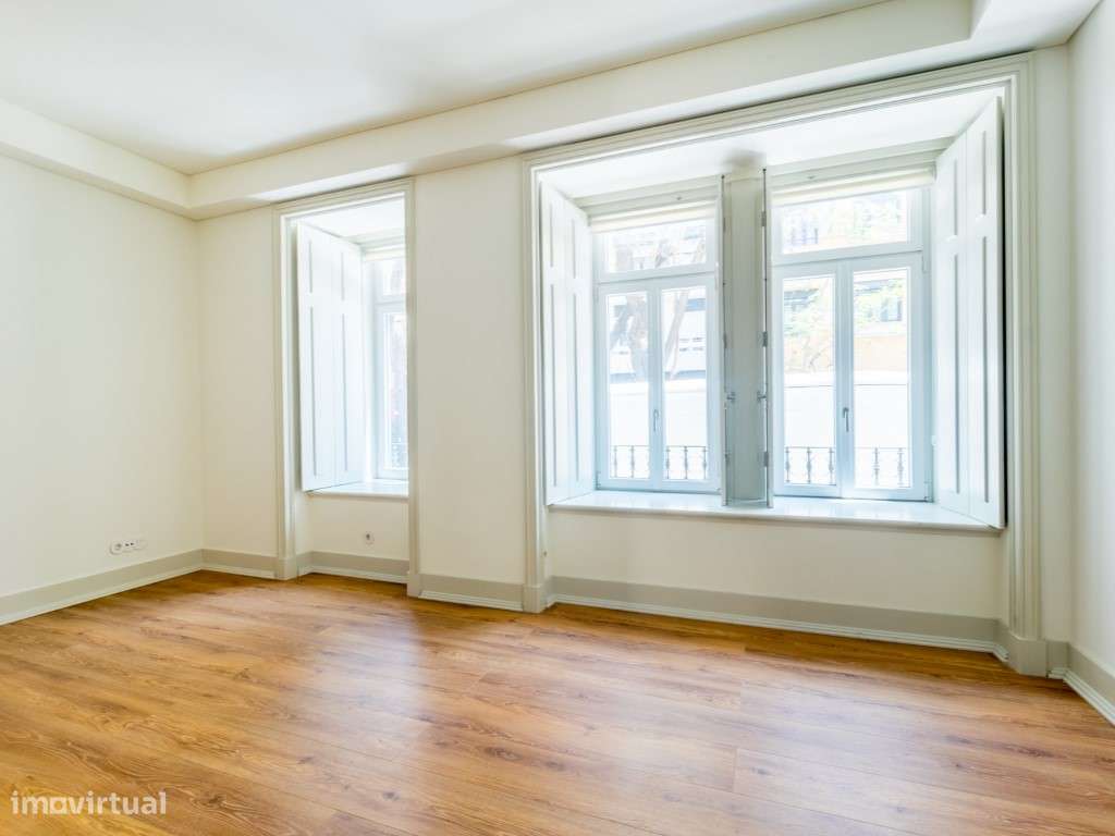 Apartamento T2 com jardim privativo, no Saldanha - Grande imagem: 3/29