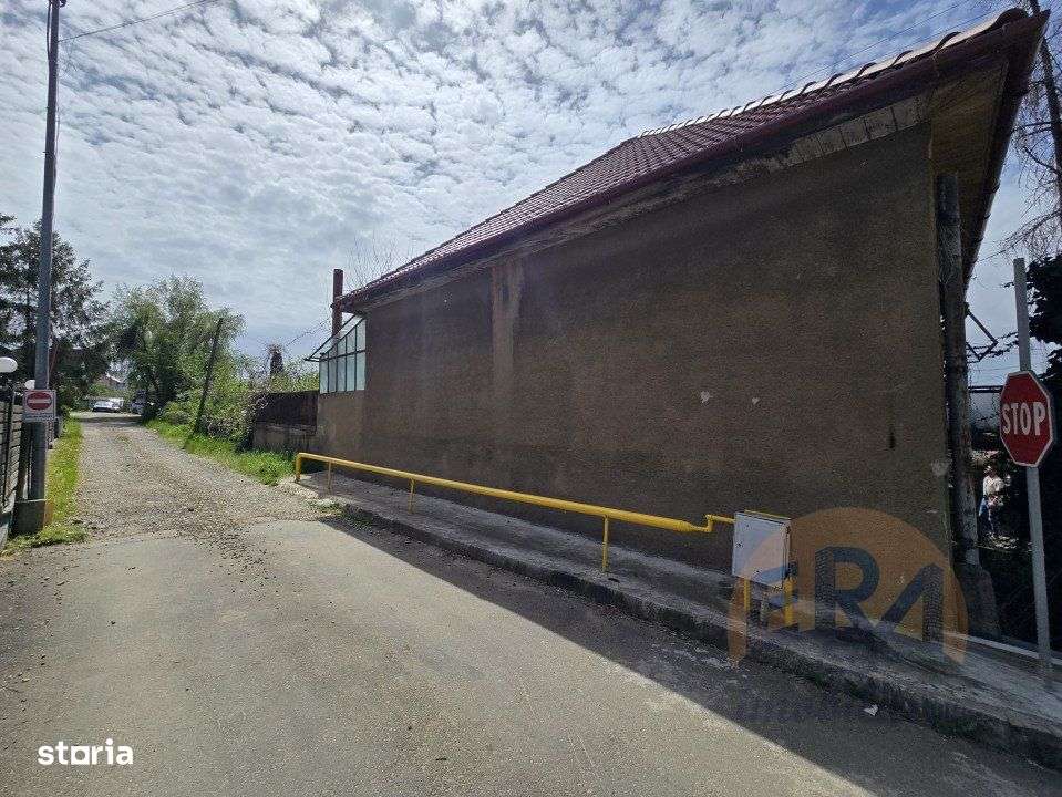Oportunitate | Teren 700mp + Casa renovabila | zona Gara Mare - Imagine principală: 1/6