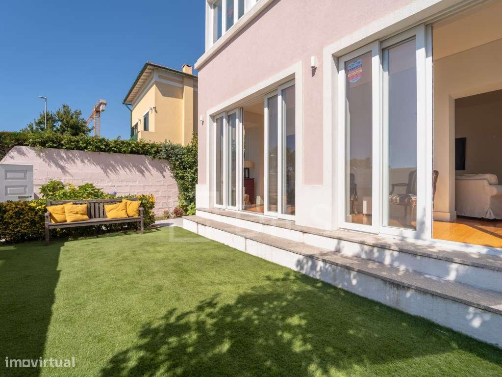 Moradia T5 renovada 2023, com jardim de 186m², em Nevogilde - Grande imagem: 3/49