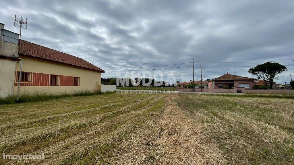 Terreno rústico para construção - Grande imagem: 5/6