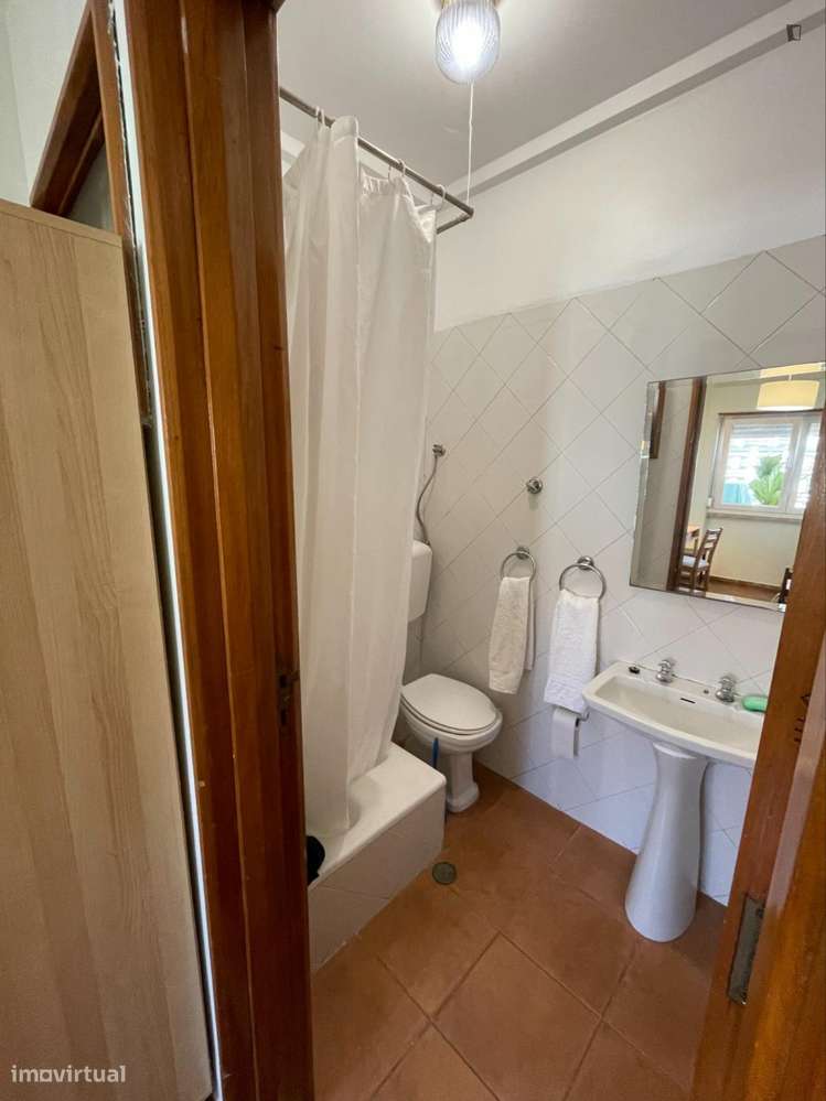 Quarto - localizado em Estoril Lisbon - Grande imagem: 3/11