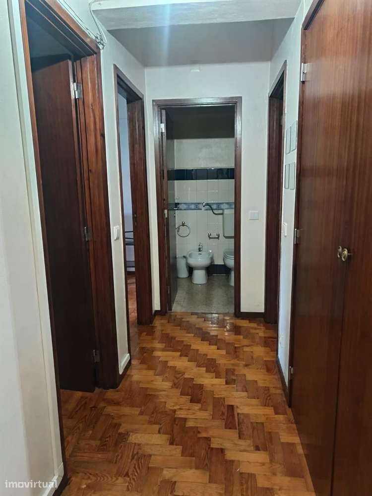 Andar T2 transformado em T3 à Solum - Coimbra - Grande imagem: 5/11