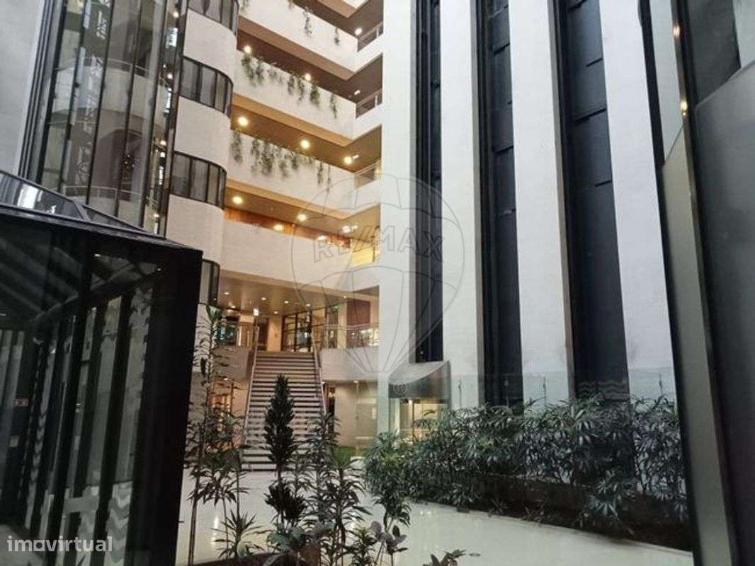 Escritório  para arrendamento - Grande imagem: 4/10