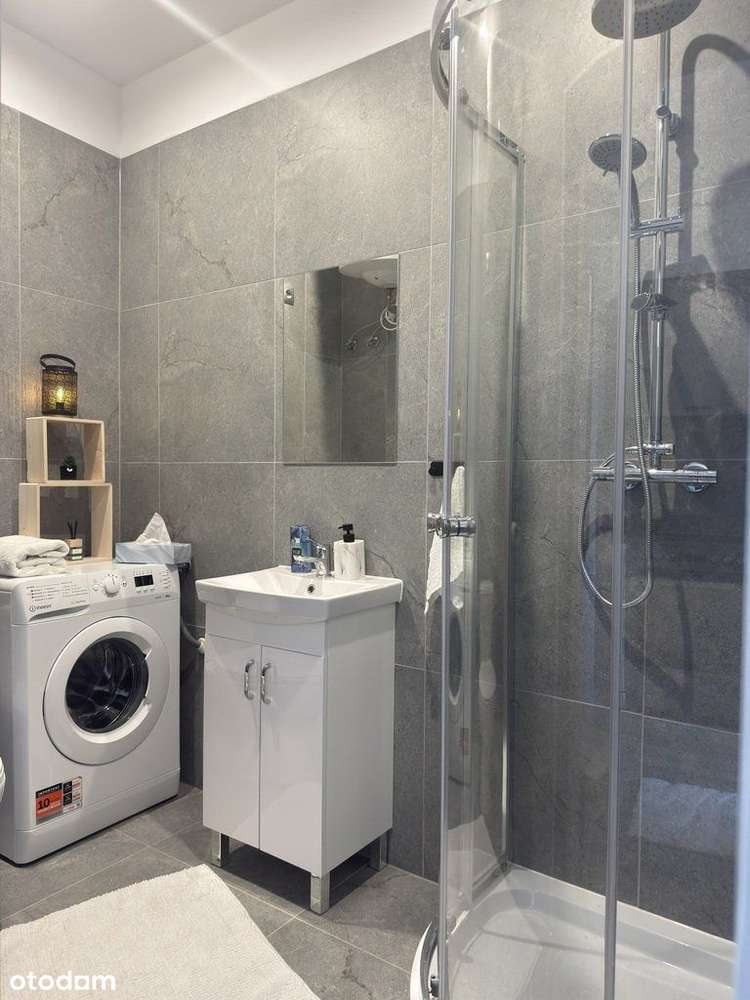 Wyposażona kawalerka w atrakcyjnej lokalizacji!!!-9