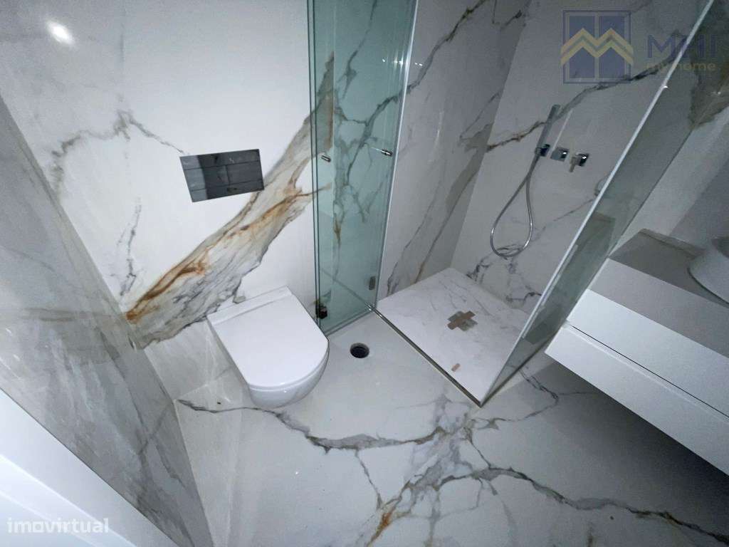 Moradias de Luxo T4 +1 a 500 metros da praia em Canidelo-17