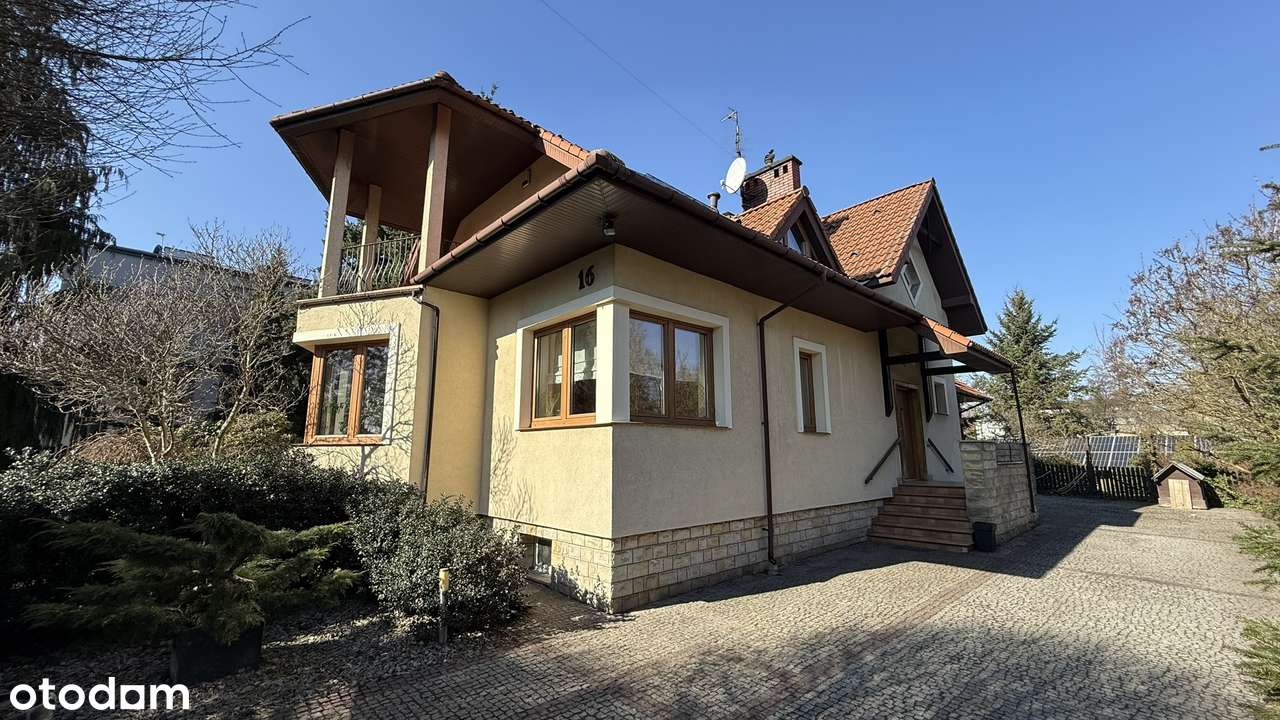 Atrakcyjny dom na Lisińcu, działka 1228 m2, do zamieszkania