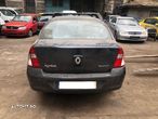 Dezmembrez Renault Clio Symbol 1.5 DCI 2008 - 5