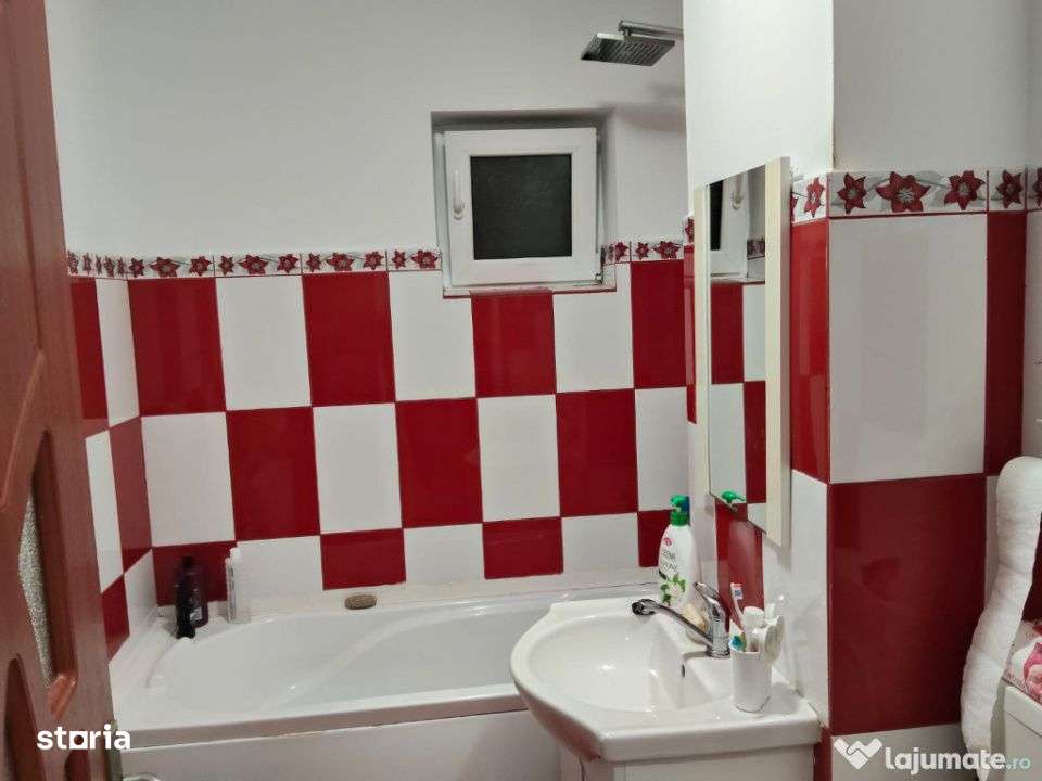 - Apartament 3 camere confort 1 decomandat, zona Radu Negru. Mobilat. - Imagine principală: 5/8