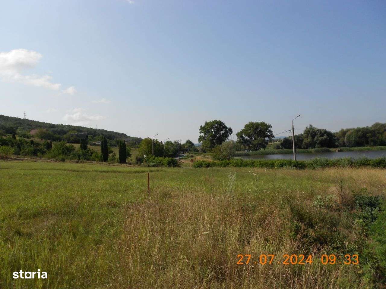 Teren  400 mp -2600 mp Vaslui mal lac Delea vedere superba 40 euro - Imagine principală: 5/8