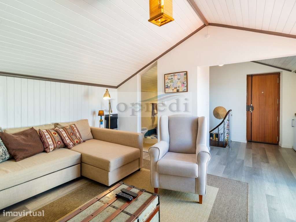 Apartamento T2+1 Duplex com terraço e vista mar-15