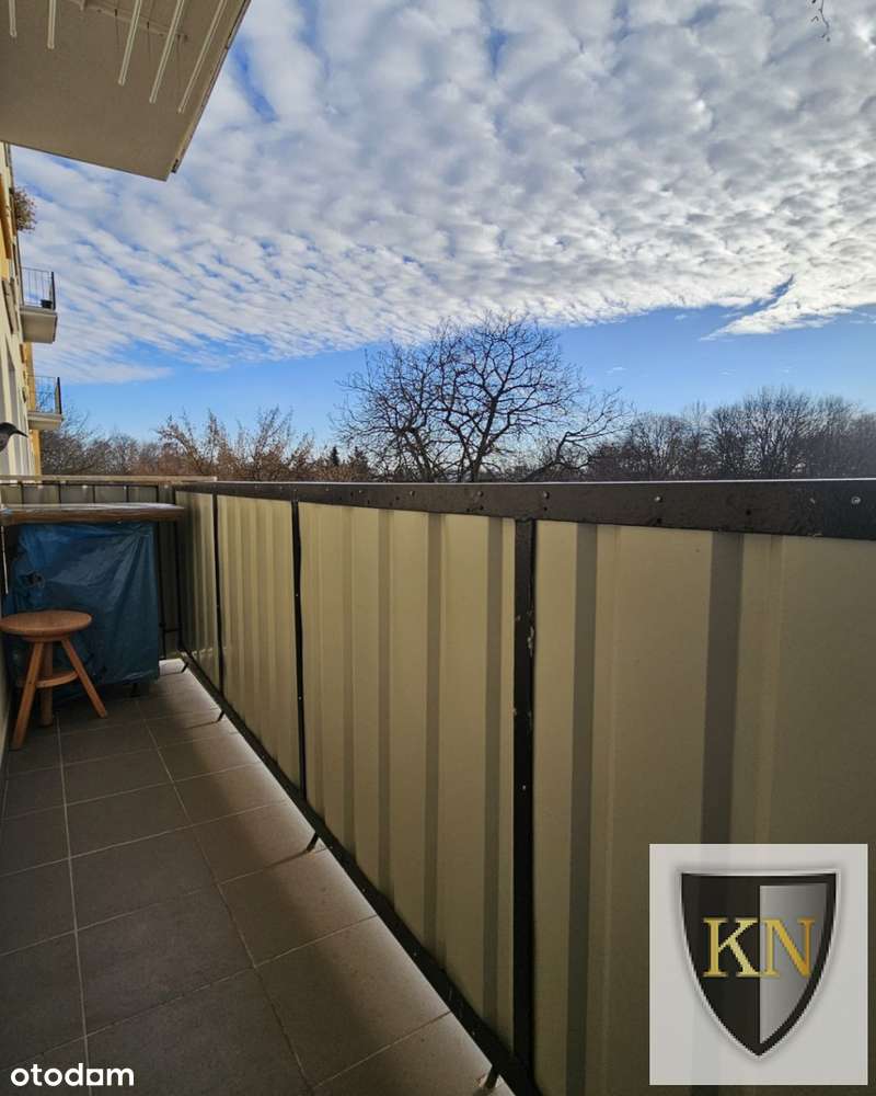 2 pokoje, balkon z widokiem na stare miasto-9