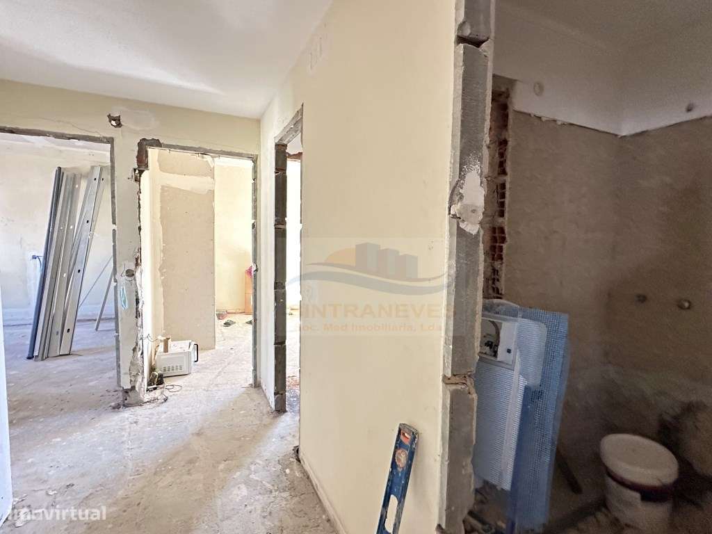 T3 Moderno com Suite, Varanda e Estacionamento - Lisboa - Grande imagem: 4/30