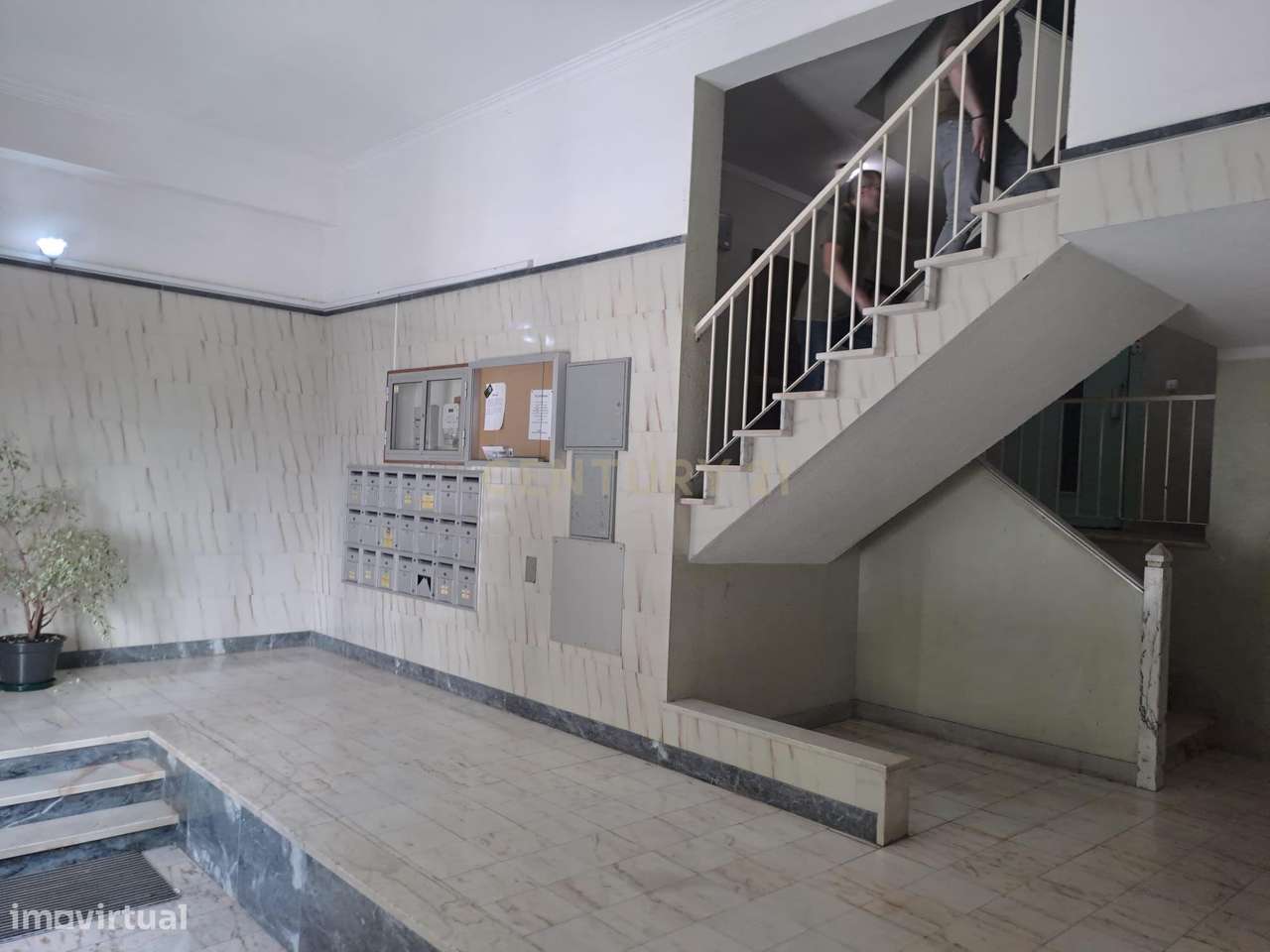 Apartamento T2 - Tapada das Merçês-30