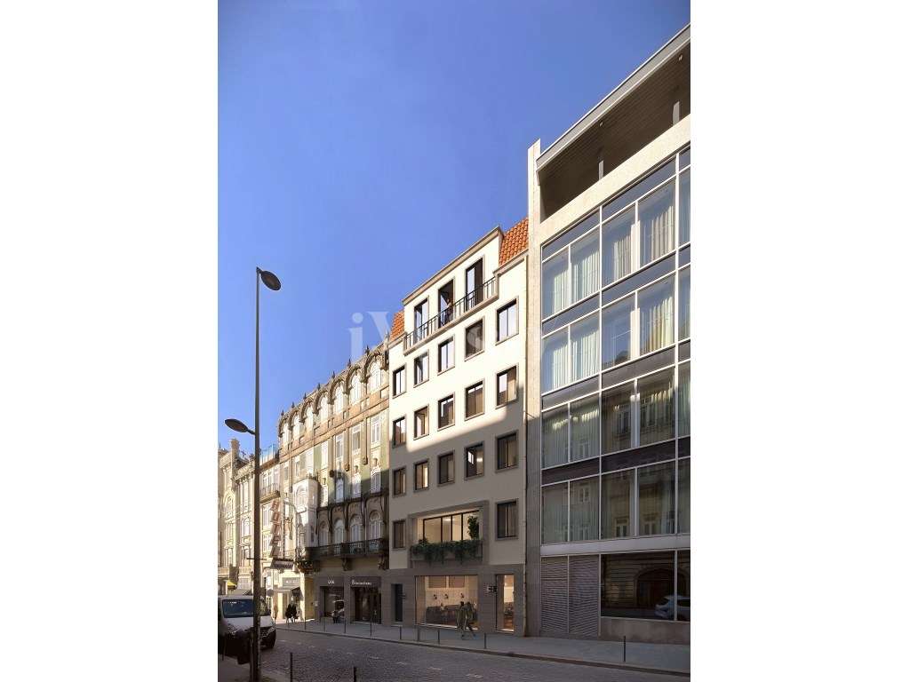 Loja com 220 m2 para restauração ou serviços, a 1 minuto da estação... - Grande imagem: 4/4