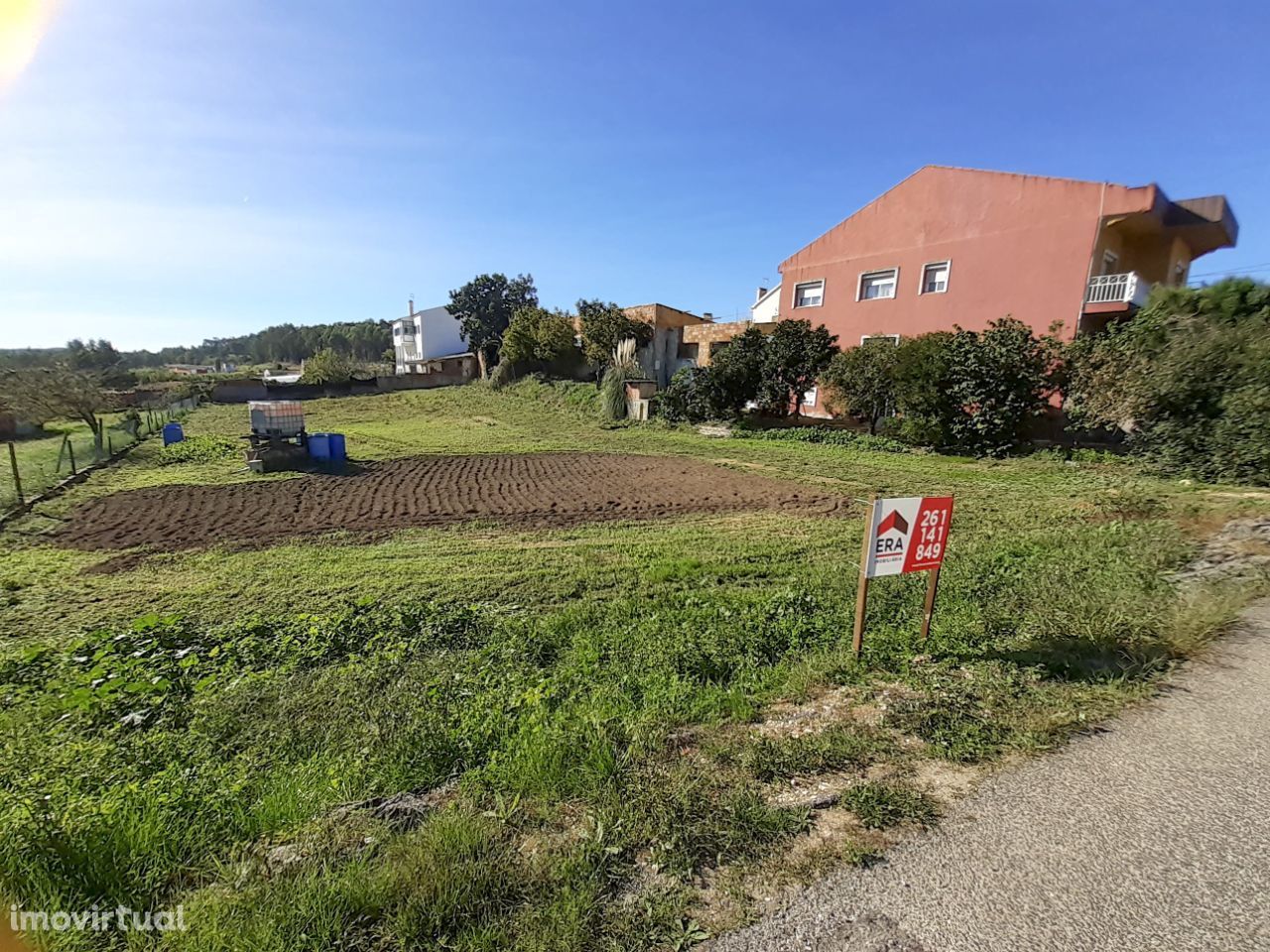 Terreno Urbano à venda em Outeiro da Cabeça