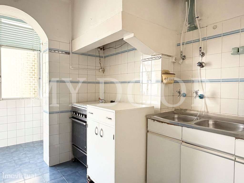 Apartamento T2 - Moscavide - 2º Andar - OPORTUNIDADE-8