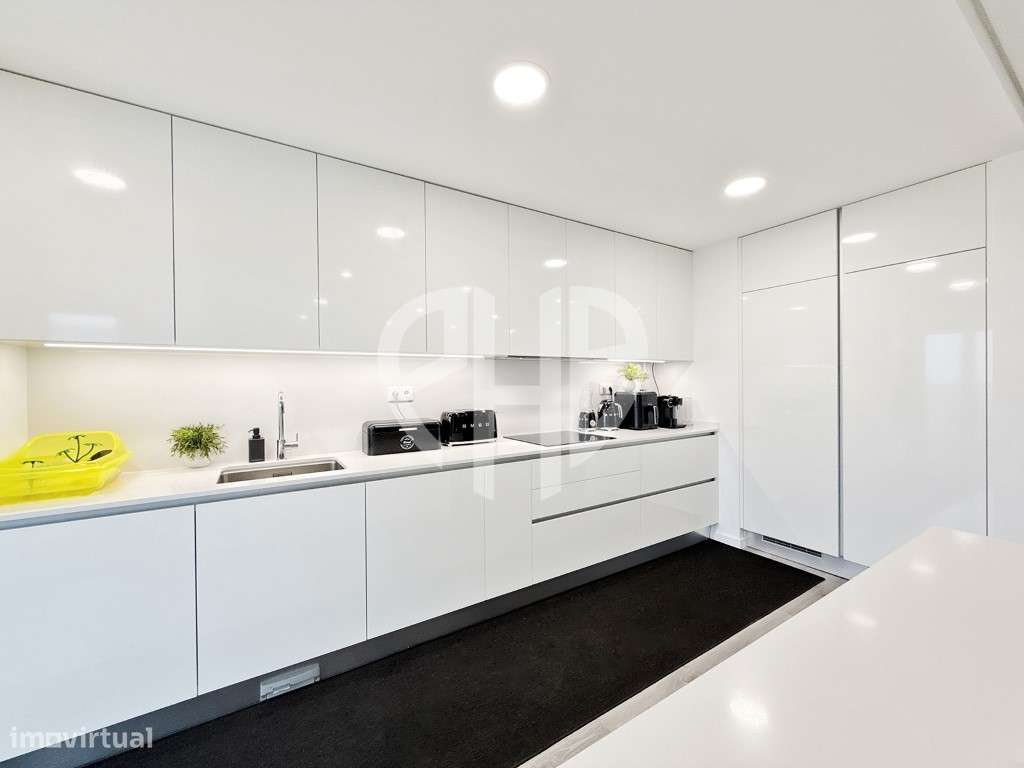 Apartamento T4 Duplex 3/ Suites com Vista Lisboa / Rio Tejo-13