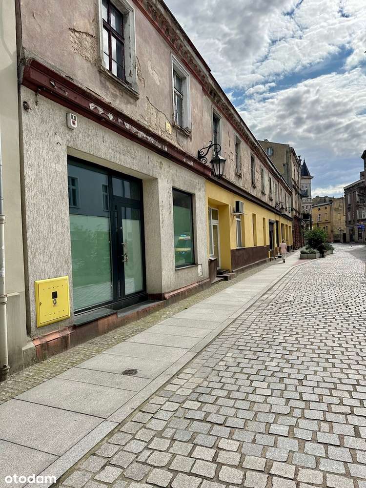 Samodzielny lokal z wejściem od ul.Rzeźnickiej-14