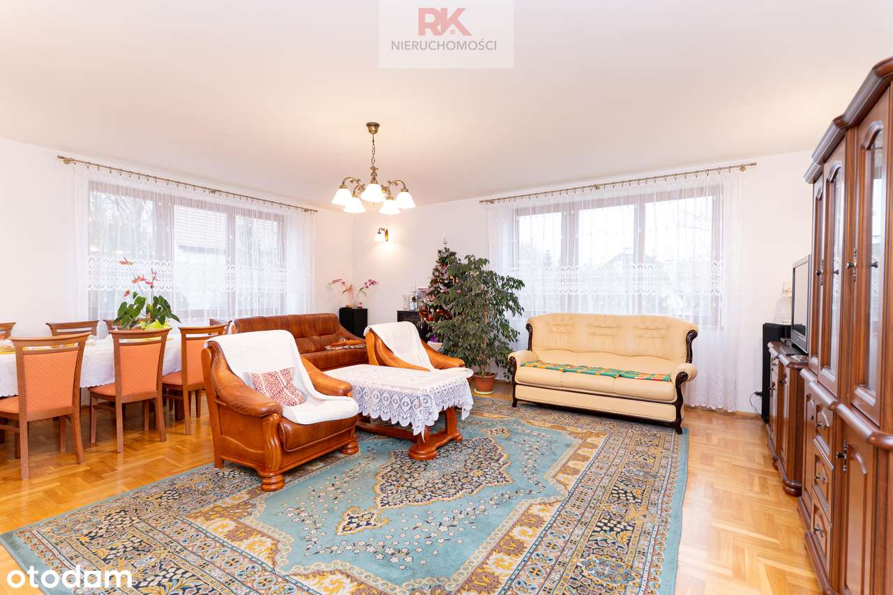 Do sprzedania dom w dobrej lokalizacji - Pełny obrazek: 4/20