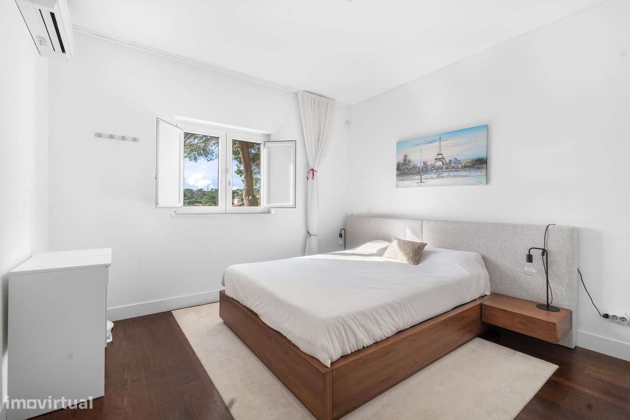Apartamento T5 + 1 com piscina, Bairro da Martinha, Cascais-16