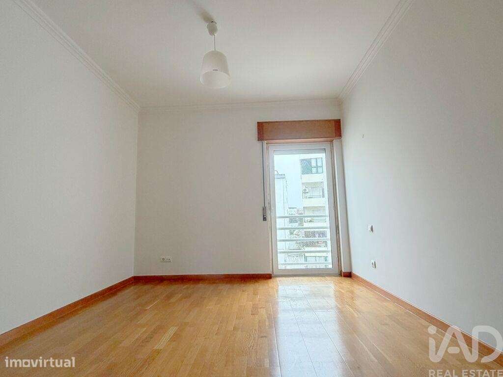 Apartamento T2 em Cascais e Estoril de 94 m2 - Grande imagem: 4/21