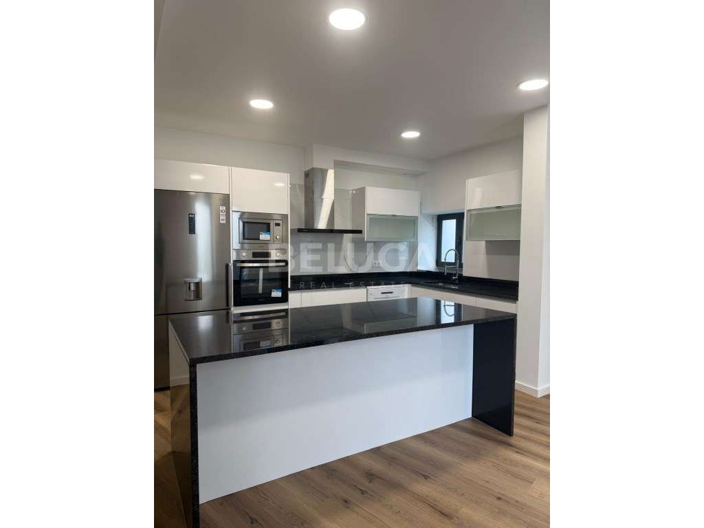 MORADIA T3 || CÂMARA DE LOBOS-9