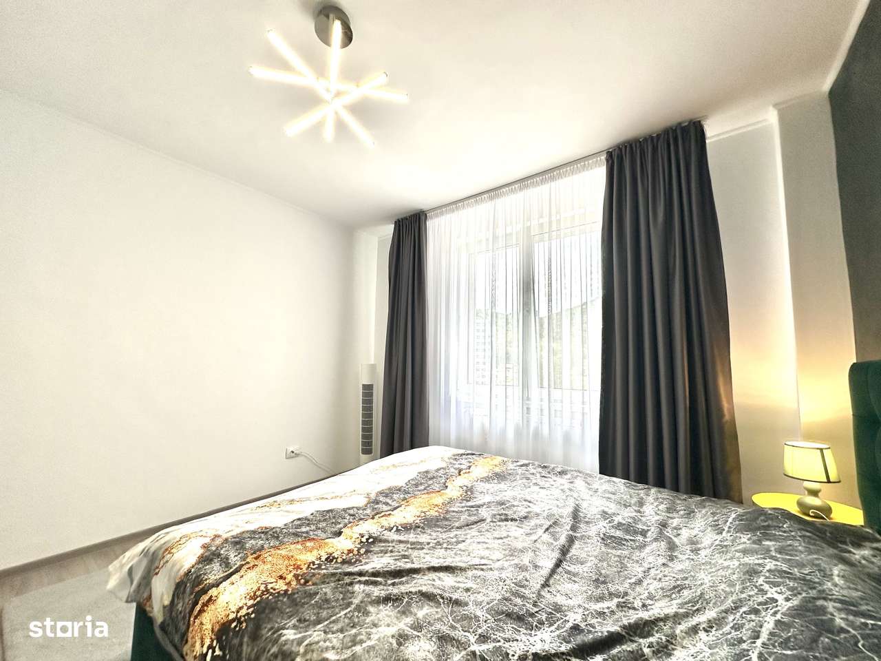 Vânzare apartament 3 camere mobilat,  parcare inclusă , Cartier Noua-6