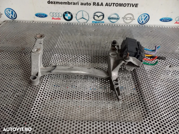 Bloc Valve Suspensie Pneumatica Audi Q7 4L Vw Touareg - Dezmembrari Arad - 6