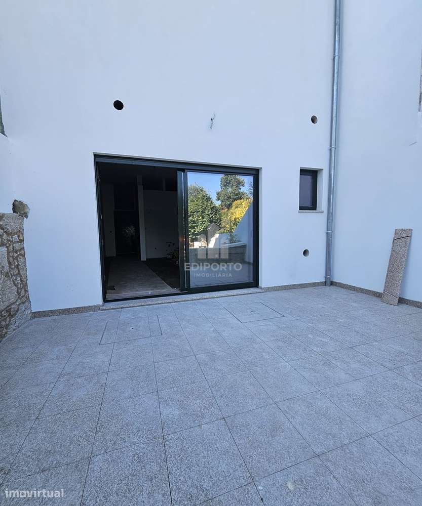 Fantástico T1 +1  (+ 1 tem 10 m2 e luz natural) com Terraço próximo ao - Grande imagem: 4/10