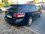 Toyota Avensis 1.8 Premium EU5 - 19