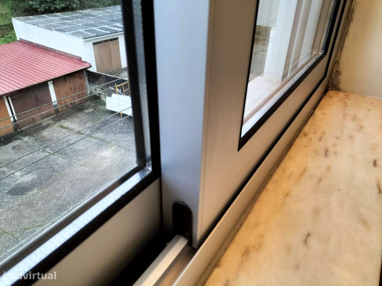 Andar T2 no Tovim, Santo António dos Olivais-6