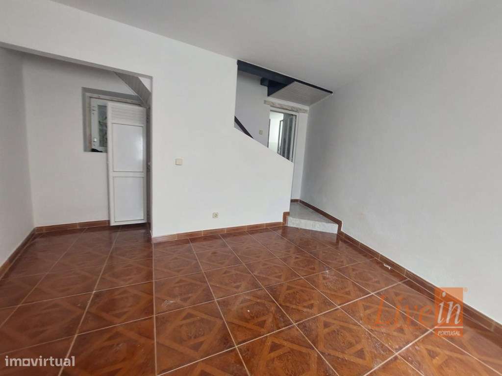 Moradia T2+1 na Aldeia de Cheleiros em Mafra - Grande imagem: 4/13