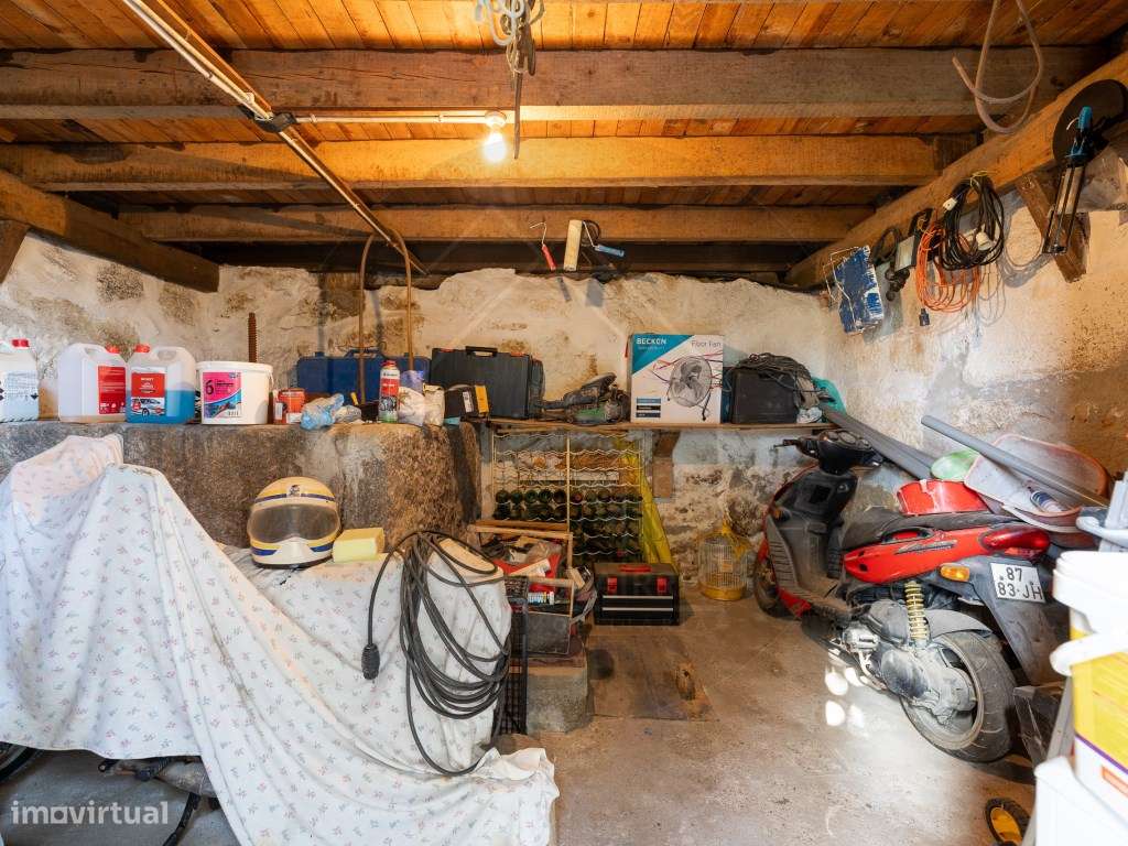 Propriedade com Vista Panorâmica para o Douro Moradia e Terreno com...-31