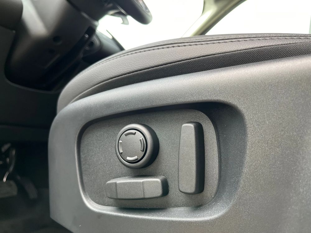 Land-Rover Discovery-Sport 2.0 Diesel 180 KM — zdjęcie 7