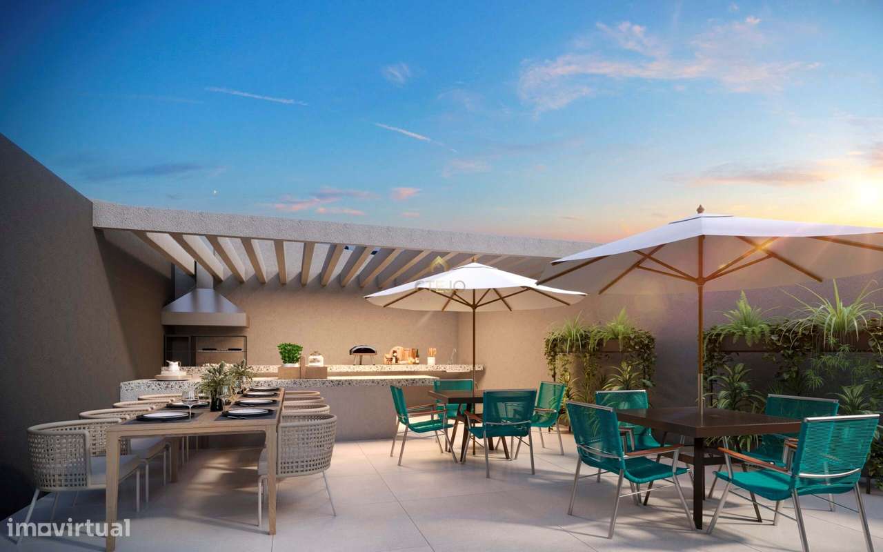 T2+1 Novo com grande Terraço – Oportunidade Rara
