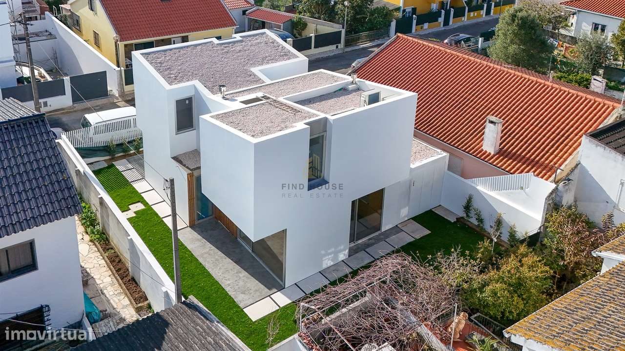 Moradia Isolada T4 com jardim e Garagem Box em Tires, São Domingos de - Grande imagem: 4/45