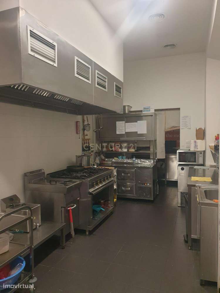 Trespasse no Centro Comercial Alvaláxia, Estádio de Alvalade | Lisboa - Grande imagem: 3/7