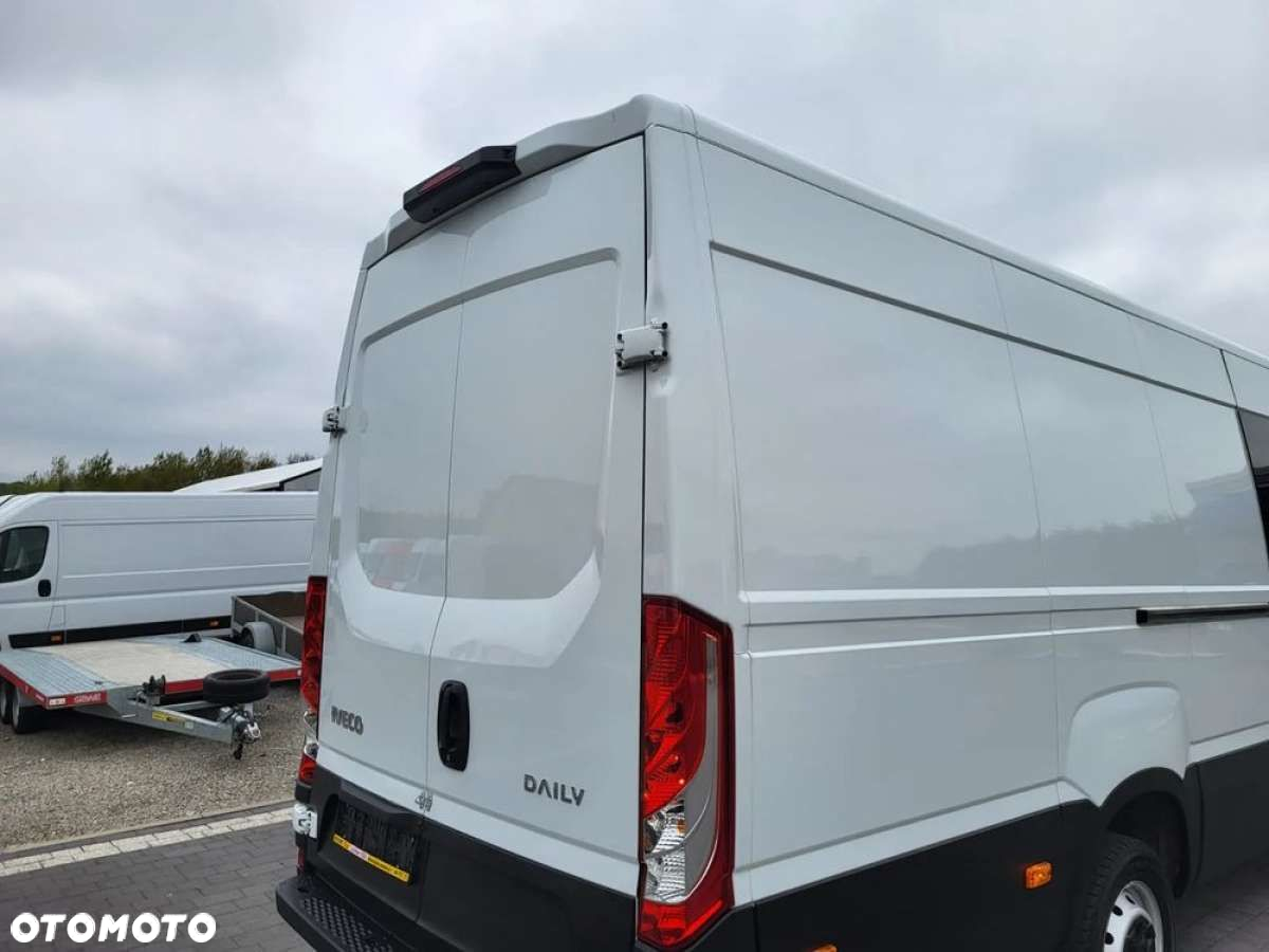 Iveco Daily Max 7 -osobowe - 10