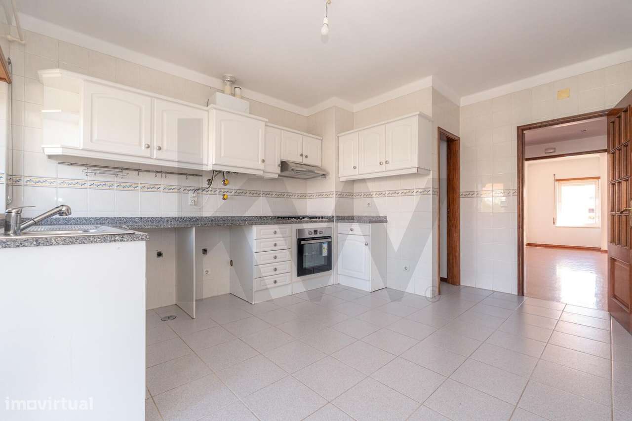 Apartamento T3 - Urbanização Nova Conimbriga-28