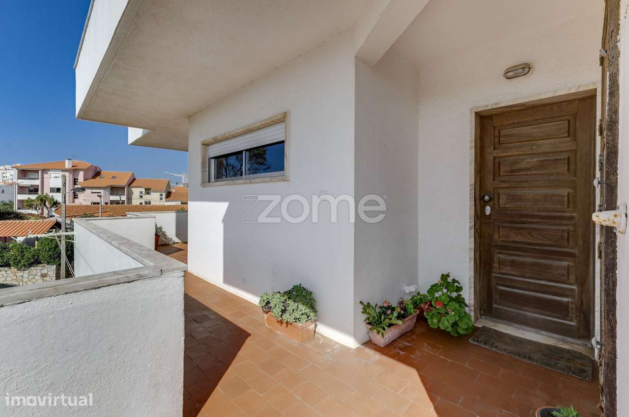 Apartamento T3 com vista mar na Parede-4