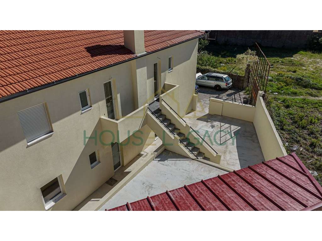 Apartamento T2 - Custóias-36