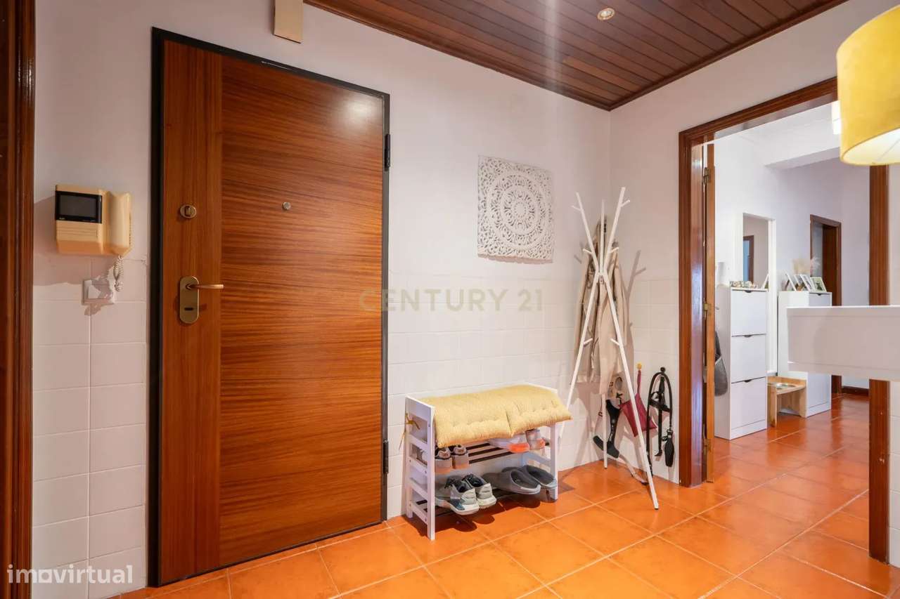 Apartamento T3 no centro da vila da Lousã-12