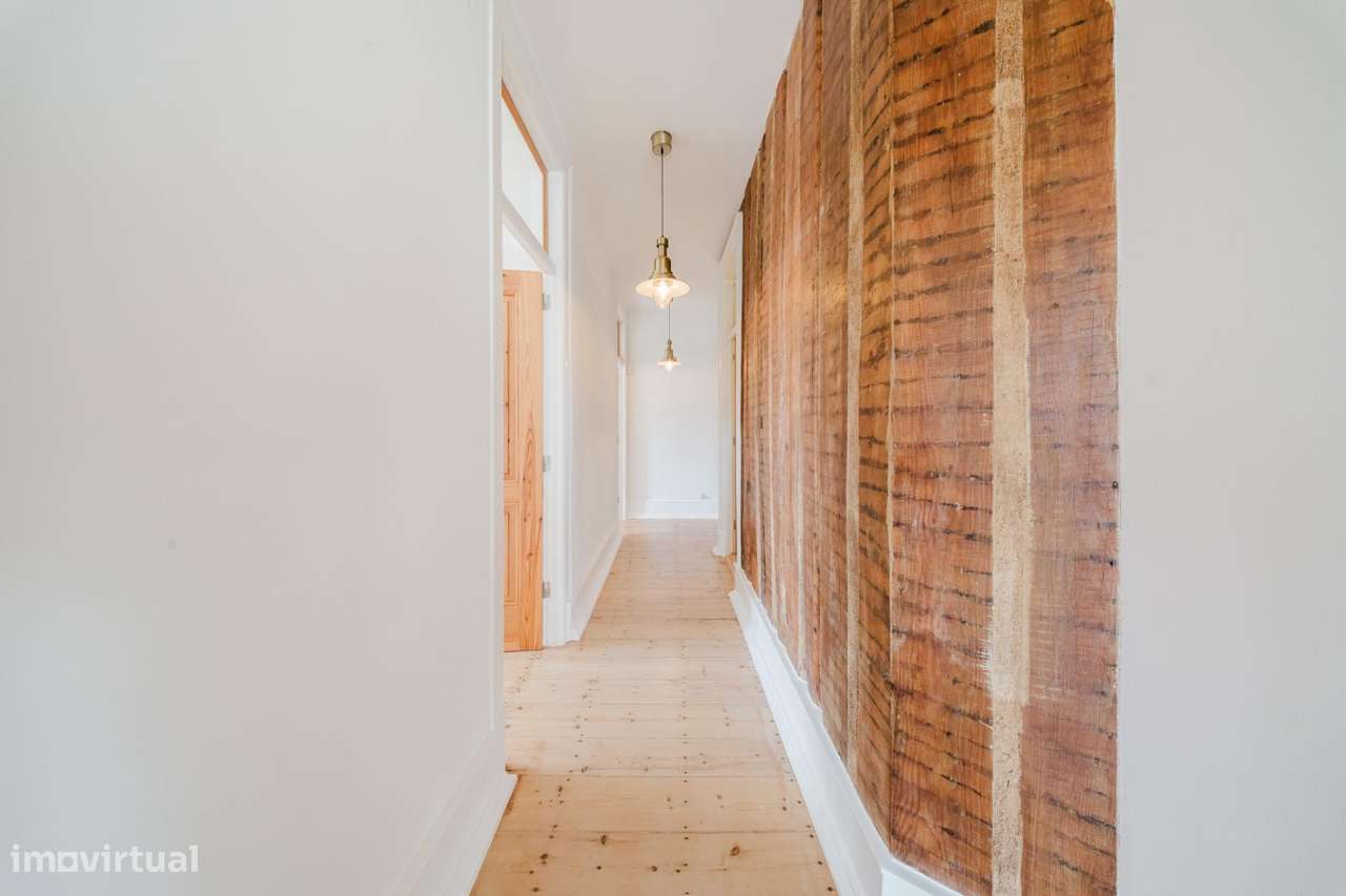 Apartamento T3 renovado junto à Avenida da Liberdade-14