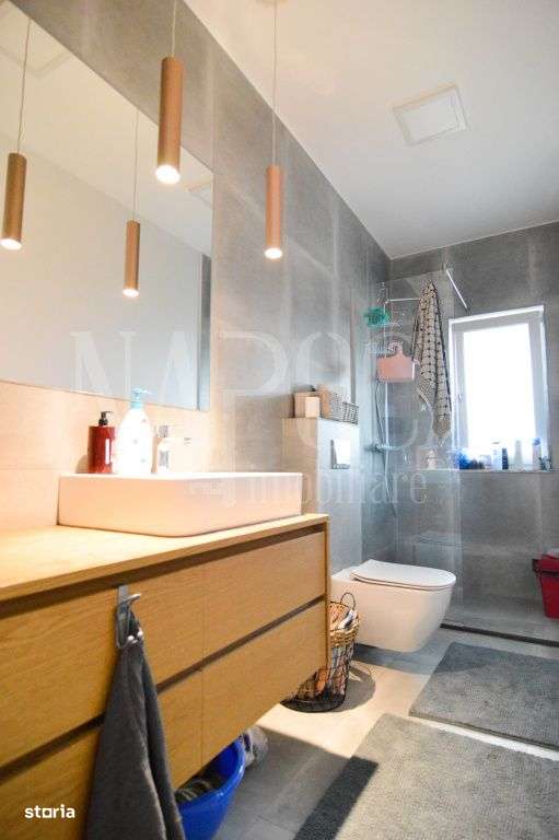 Casa 5 camere de vanzare in Dezmir - Imagine principală: 5/15