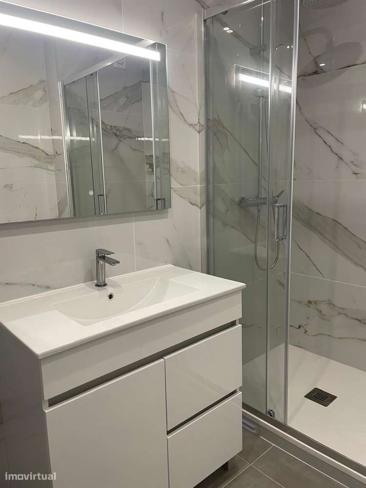 Moradia T3 Geminada - Estradas das Machadas - Totalmente Renovada-25