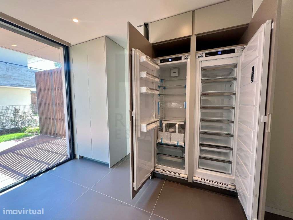 Moradia Isolada T4 Condomínio Fechado com piscina privativa em Birr...-13