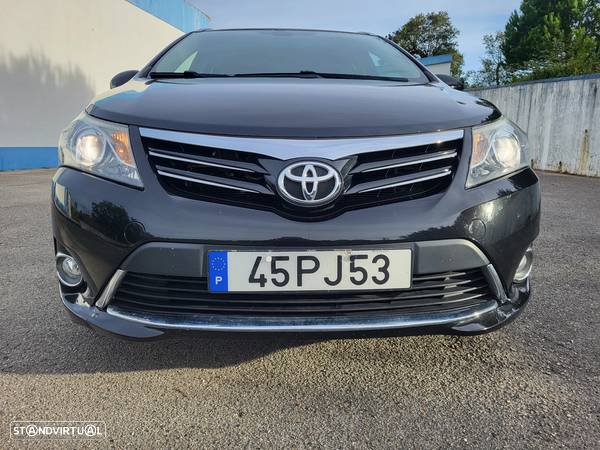 Toyota Avensis SW 2.0 D-4D Luxury+Navi - 3