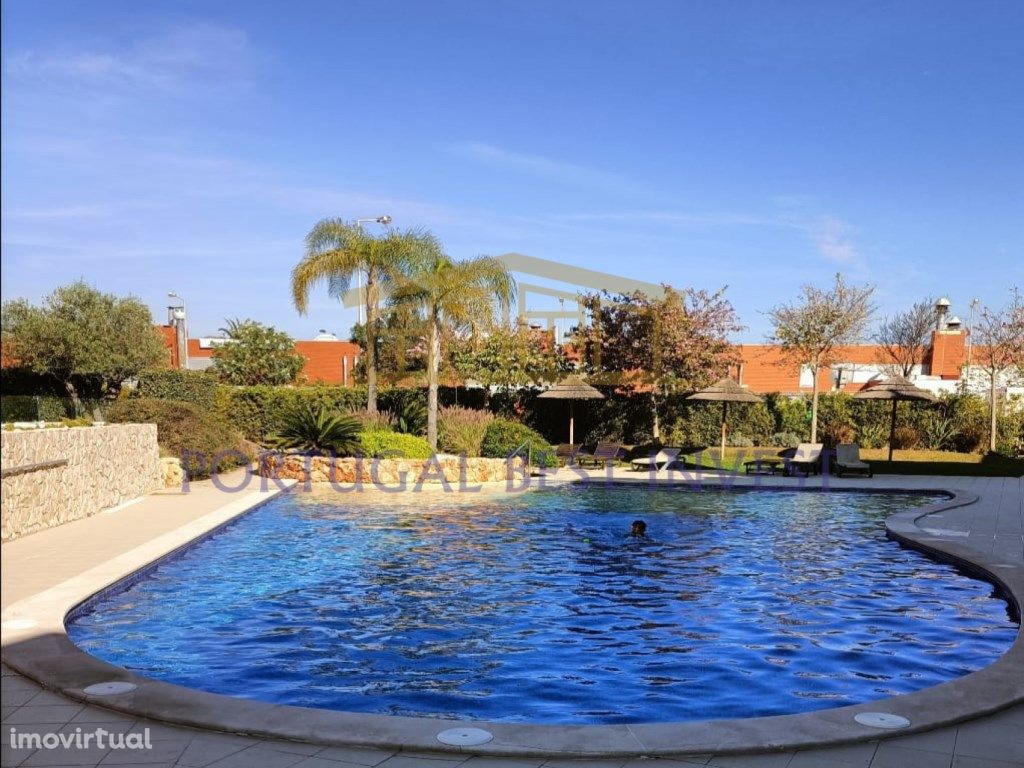Apartamento T2 com piscina em condomínio de Luxo na zona ...